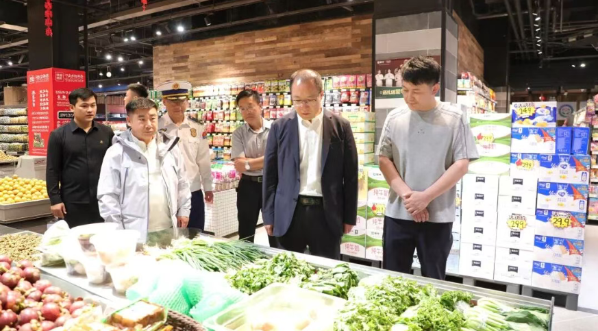 【阿旗要闻】李凌宇调研督导国庆期间安全生产和市场保供工作